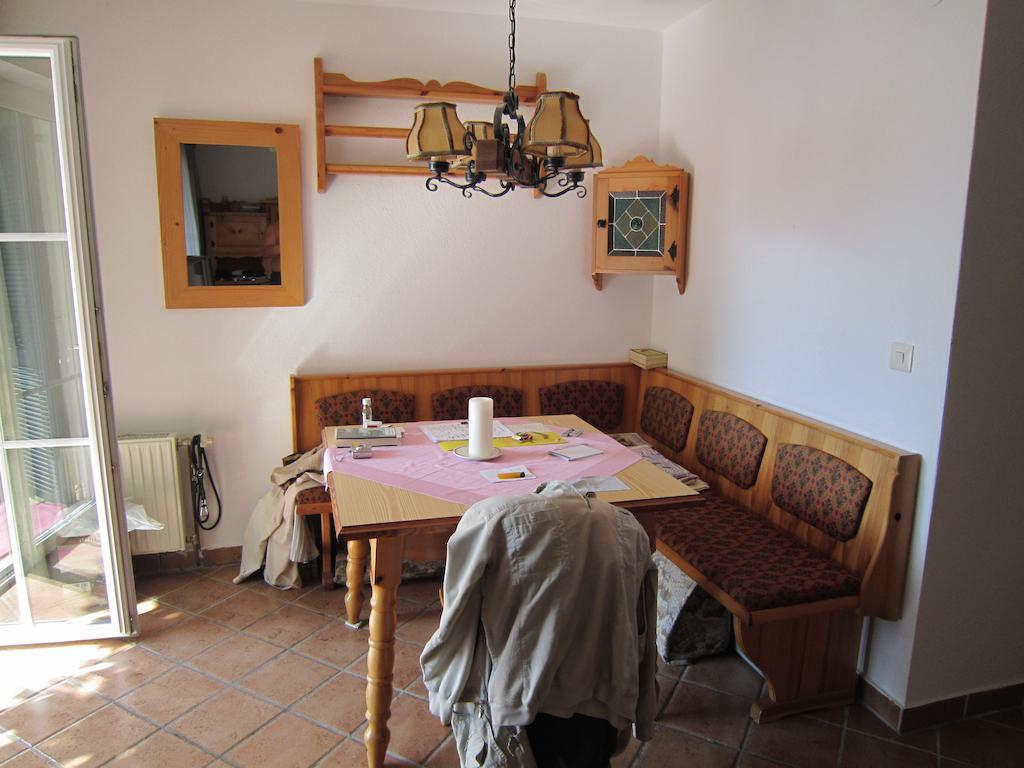 Seehaus Karantanien Am Ossiacher See Room photo